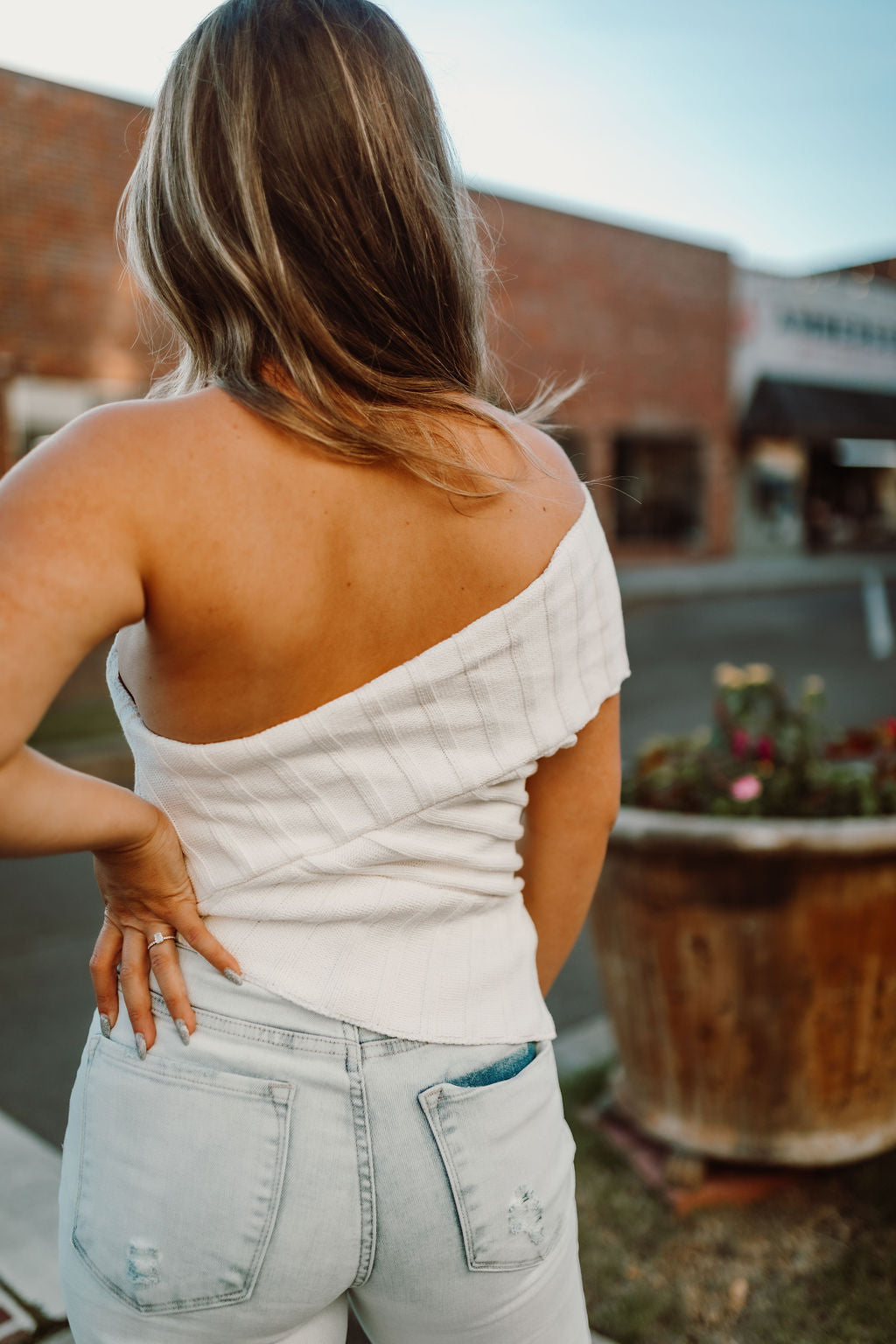 Contrasting Band Ribbed Angular Top